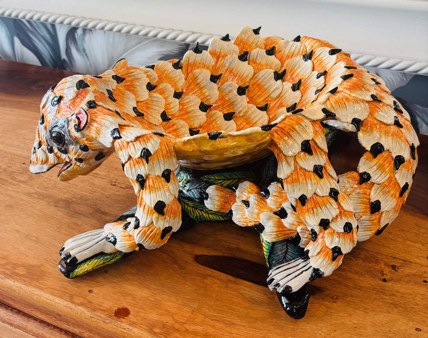 Pangolin ceramic bowl