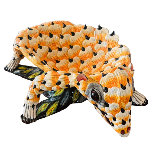 Decorative pangolin figurine 