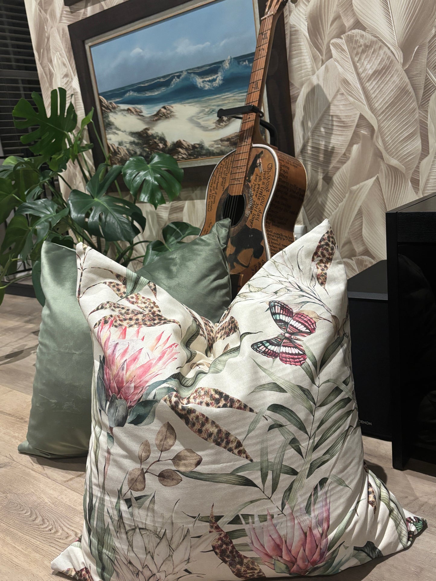 Protea (pink) scatter cushion cover